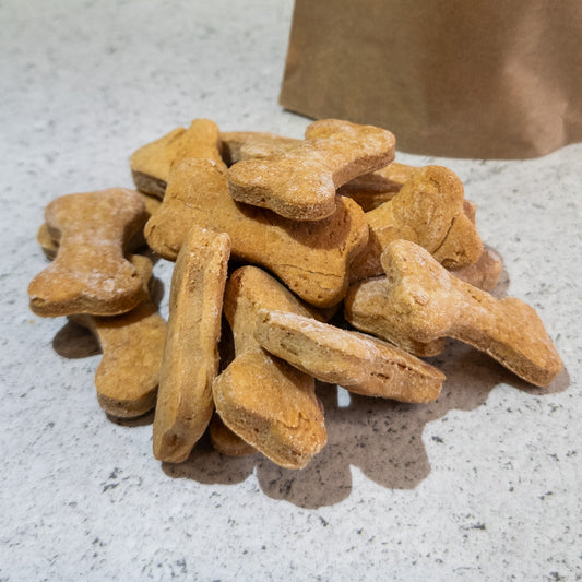 Hand-made peanut butter dog biscuit treats (150g)